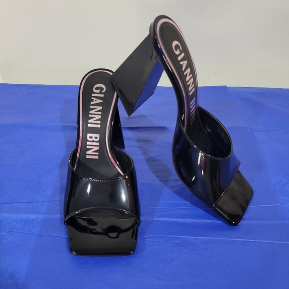 Gianni Bini Patent Leather Mule Heels- Like Barbie! - Picture 2 of 12